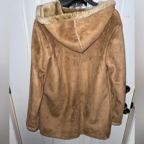 Vintage St. John's Bay Tan Faux Fur Lined Jacket Cozy Winter Coat - Picture 9 of 12
